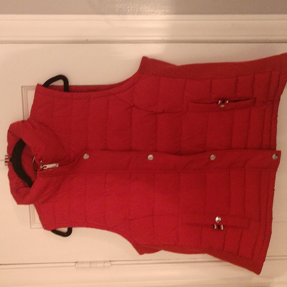 Tommy Hilfiger Jackets & Blazers - Tommy Hilfiger Puffer vest size XL